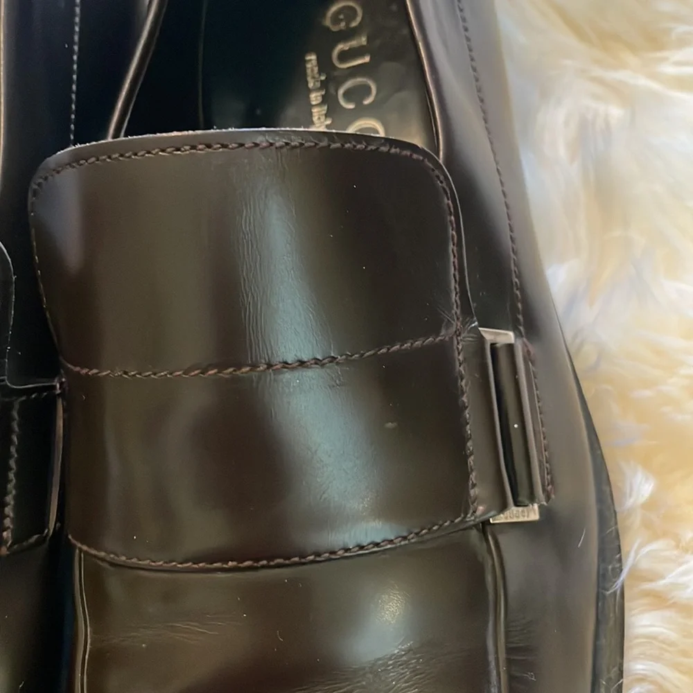 GUCCI Darkest Brown Leather Loafers